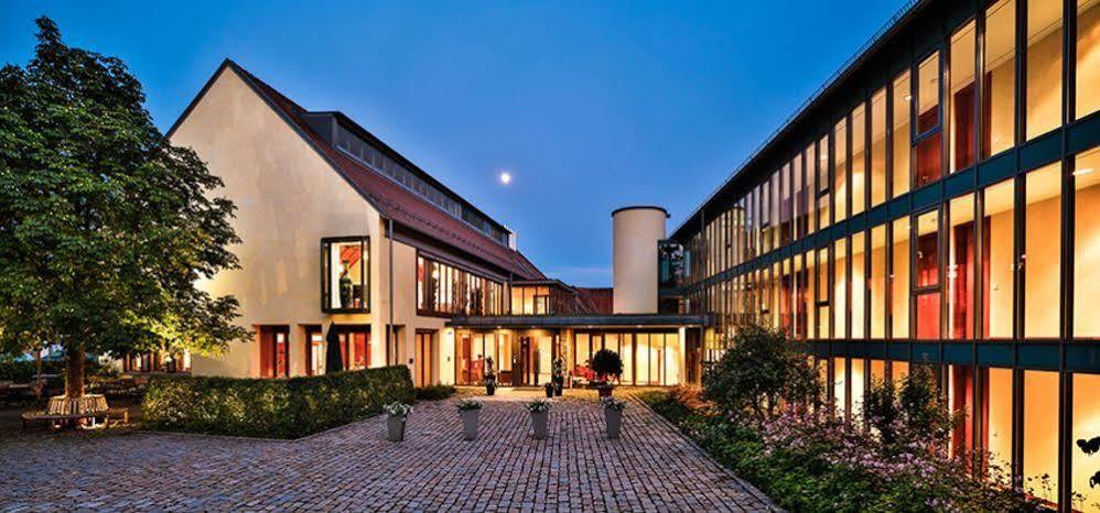 Hotel Oberschwaebischer Hof Schwendi Zewnętrze zdjęcie